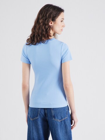 Maglietta di GUESS JEANS in blu