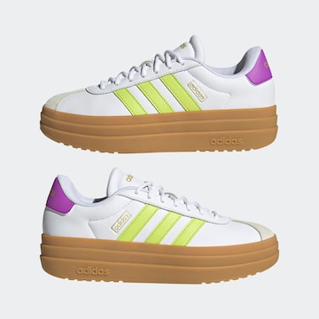 ADIDAS SPORTSWEAR Sneakersy niskie 'Court Bold' w kolorze biały