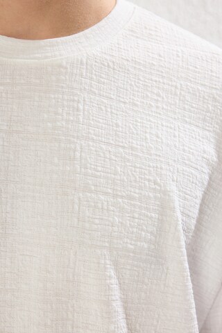 Trendyol T-Shirt in Beige