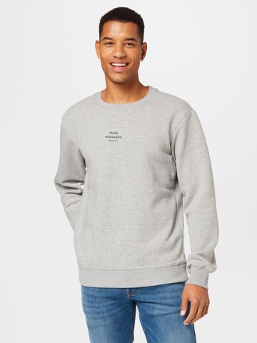 MADS NORGAARD COPENHAGEN Sweatshirt in Grey: front