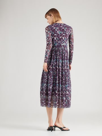 Rich & Royal - Vestido en lila