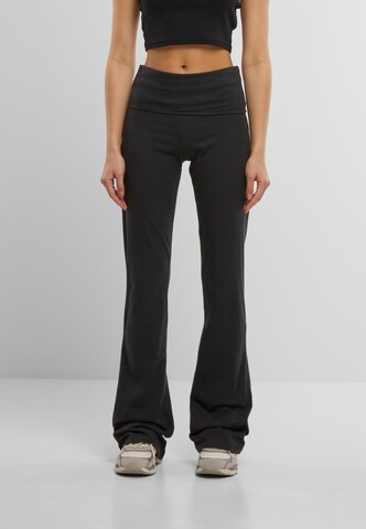évasé Pantalon DEF en noir : devant