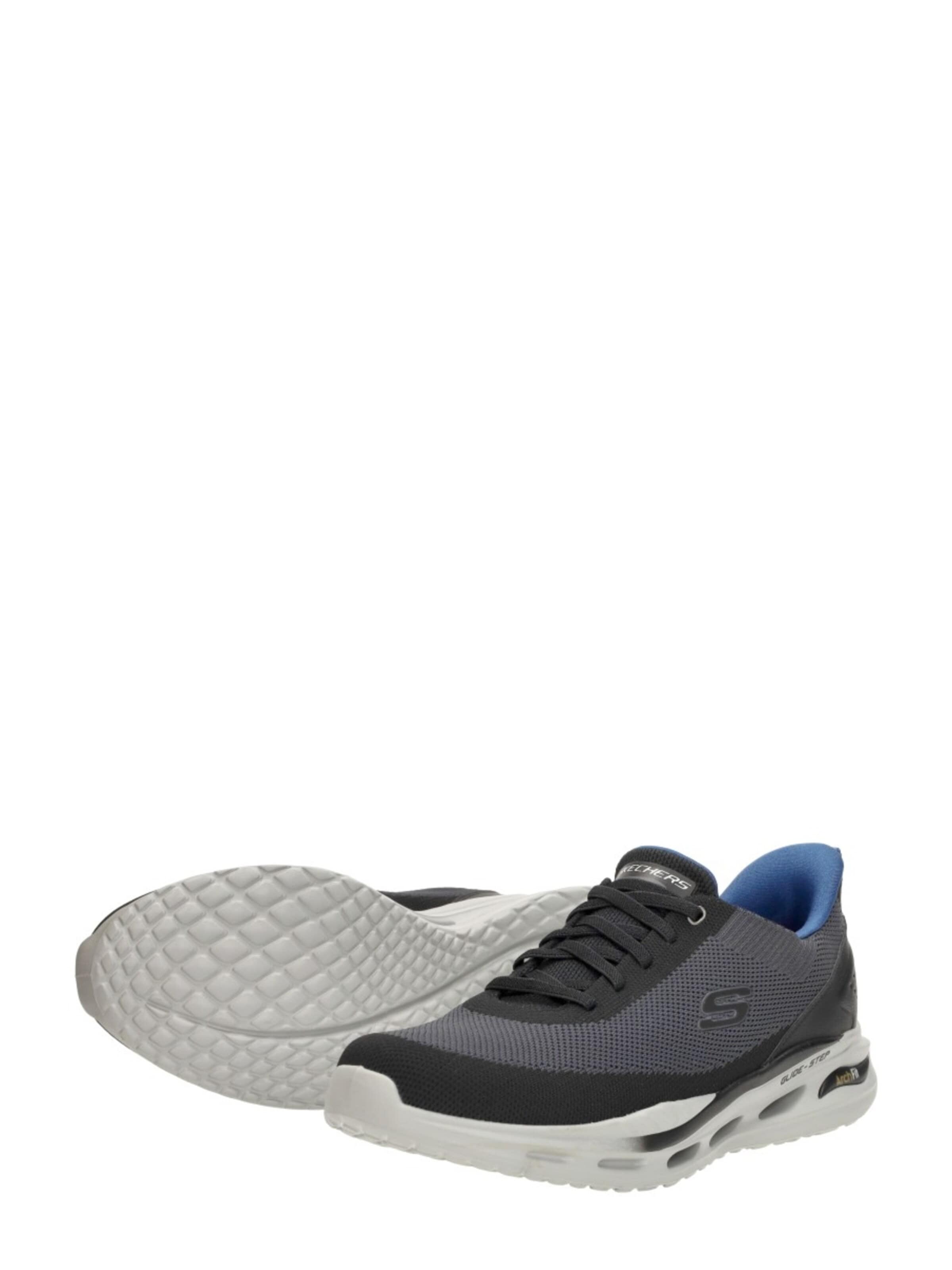 SKECHERS Sneakers laag 'Slip-Ins: Relaxed Fit' in Zwart