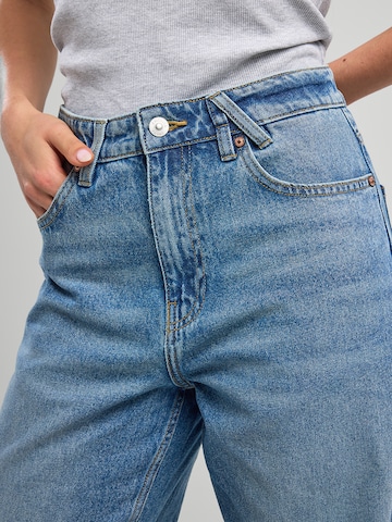 America Today Baggy Jeans in Blauw
