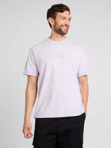 Calvin Klein Jeans T-Shirt in Lila: Vorderseite