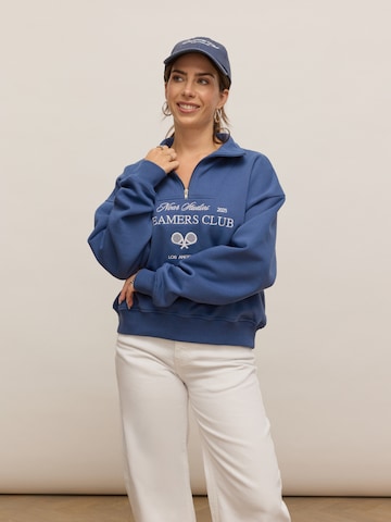 noar studios Sweatshirt 'POLO' in Blue: front