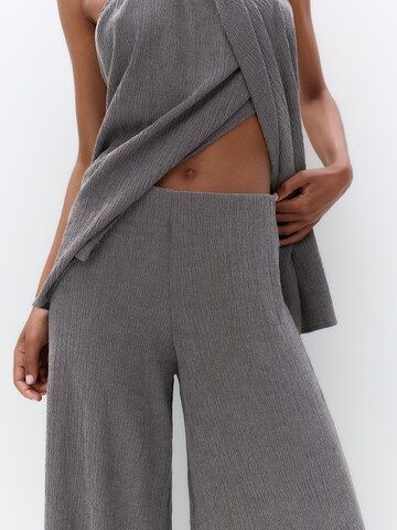 Pull&Bear Zvonové kalhoty Kalhoty – šedá