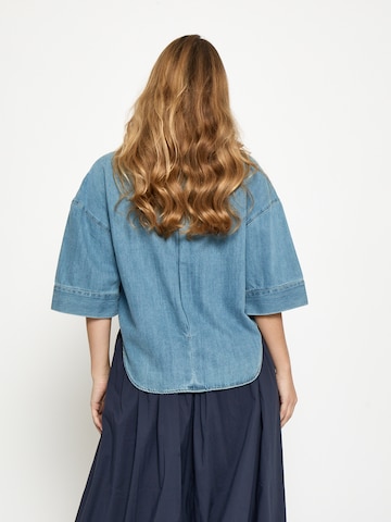 Top 'Noélle' di Peppercorn in blu