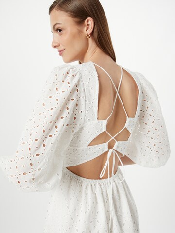 Robe d’été 'Honey' Notes du Nord en blanc