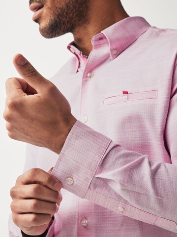 Coupe regular Chemise Next en rose