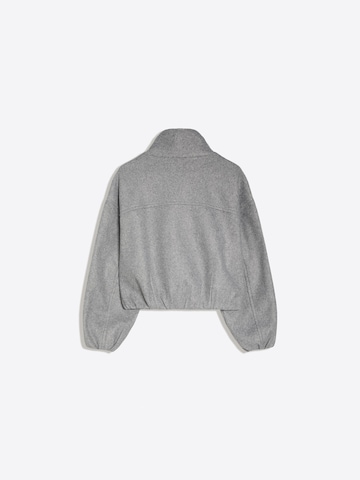 Bershka Prechodná bunda - Sivá