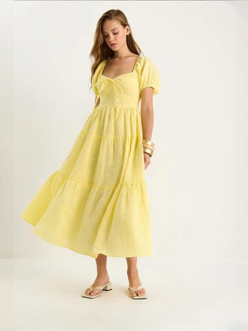 Bianco Lucci Kleid in Gelb