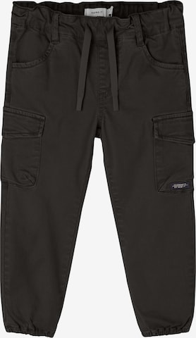 NAME IT - Tapered Calças 'Ben' em preto: frente