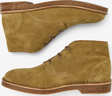 SELECTED HOMME Chukka Boots 'Riga' in Braun