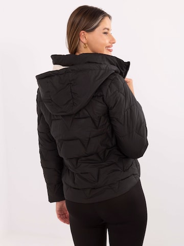 Madnezz House Übergangsjacke in Schwarz