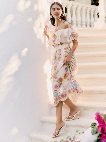 Friends Like These Платье в Белый