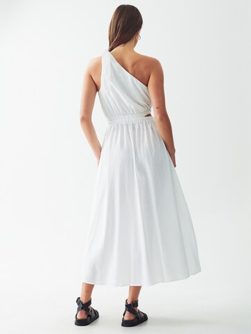 Robe 'CAMELIA' Calli en blanc : derrière