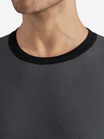 Pullover di Vantory in grigio