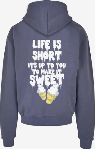 Lost Youth Sweatshirt 'Life Is Sweet' in Blauw