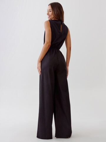 Tussah Jumpsuit 'CHARLI' i svart: baksida