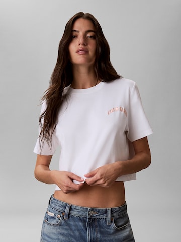 T-shirt 'Boxy' Calvin Klein Jeans en blanc : devant