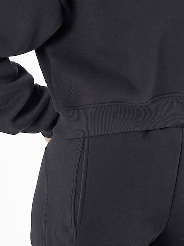 Organication Sweatshirt in Schwarz