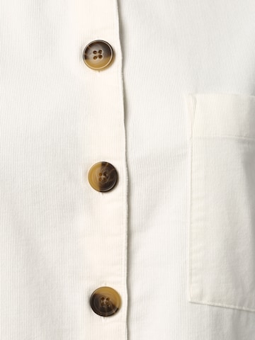 Marie Lund Blouse in Beige
