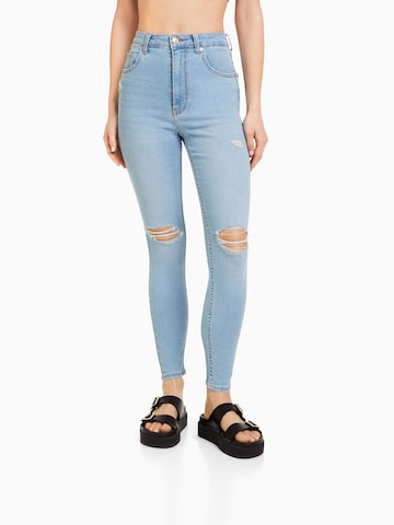 Bershka Skinny Jeans in Blue: front