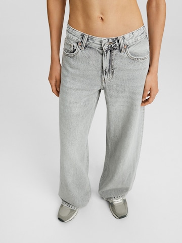 Bershka Wide leg Jeans i grå