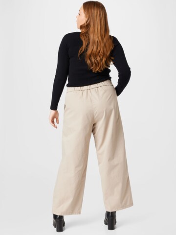 Wide leg Pantaloni de la Esprit Curves pe gri