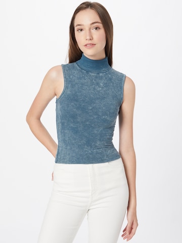 Missguided Top in Blue: front
