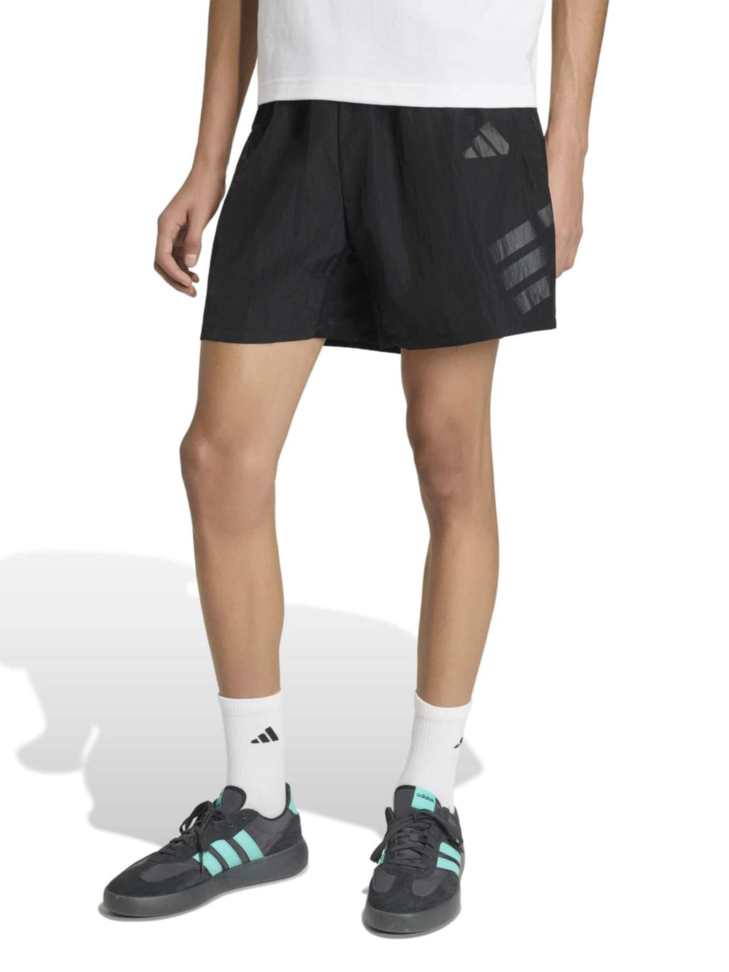 ADIDAS SPORTSWEAR Ohlapna forma Športne hlače 'Mercedes - AMG Petronas Formula 1 Team Night' | črna barva: sprednja stran