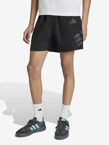 ADIDAS SPORTSWEARLoosefit Sportske hlače 'Mercedes - AMG Petronas Formula 1 Team Night' - crna boja: prednji dio