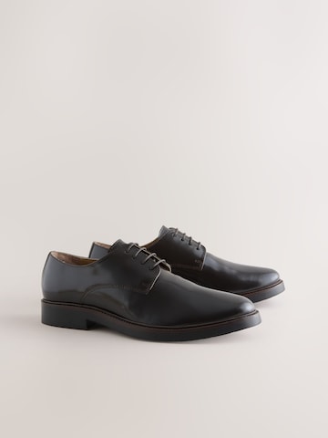 Chaussure à lacets Next en marron