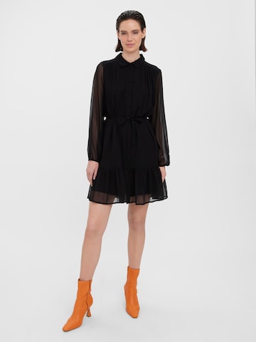 VERO MODA - Vestido camisero 'Aya' en negro