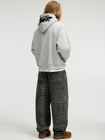 Pull&Bear Sweatshirt in Grau