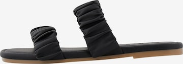 PIECES Mules 'Lena' in Black: front