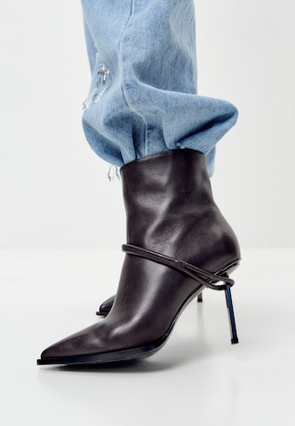 Bottines CESARE GASPARI en noir