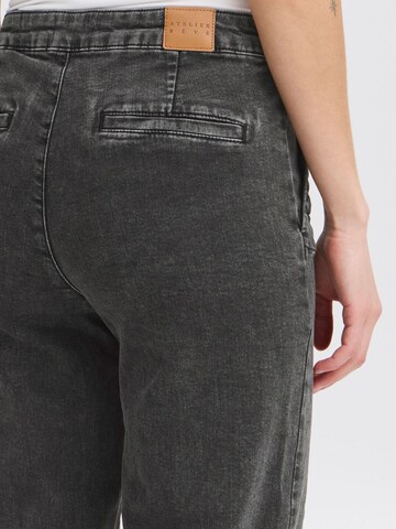 Loosefit Jeans 'IRHARPER PA5' di Atelier Rêve in grigio