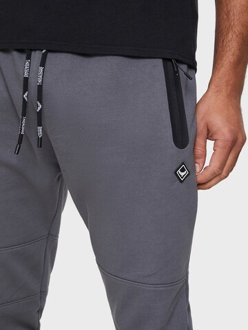 Threadbare Tapered Trousers 'Tristain' in Grey