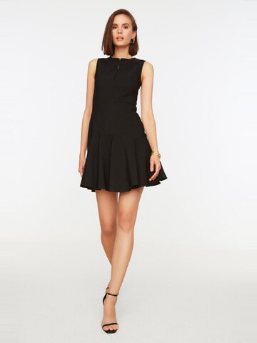 TrendyolKoktel haljina - crna boja