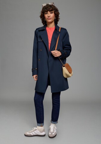 LAURA SCOTT Between-Seasons Coat in Blue