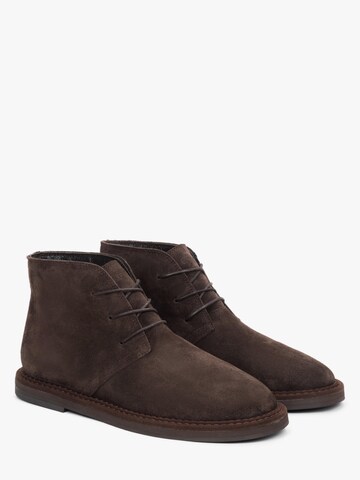 Estro Booties '33-10384' in Brown