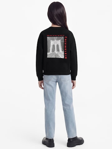Calvin Klein Jeans - Sudadera 'BRIDGE' en negro: frente