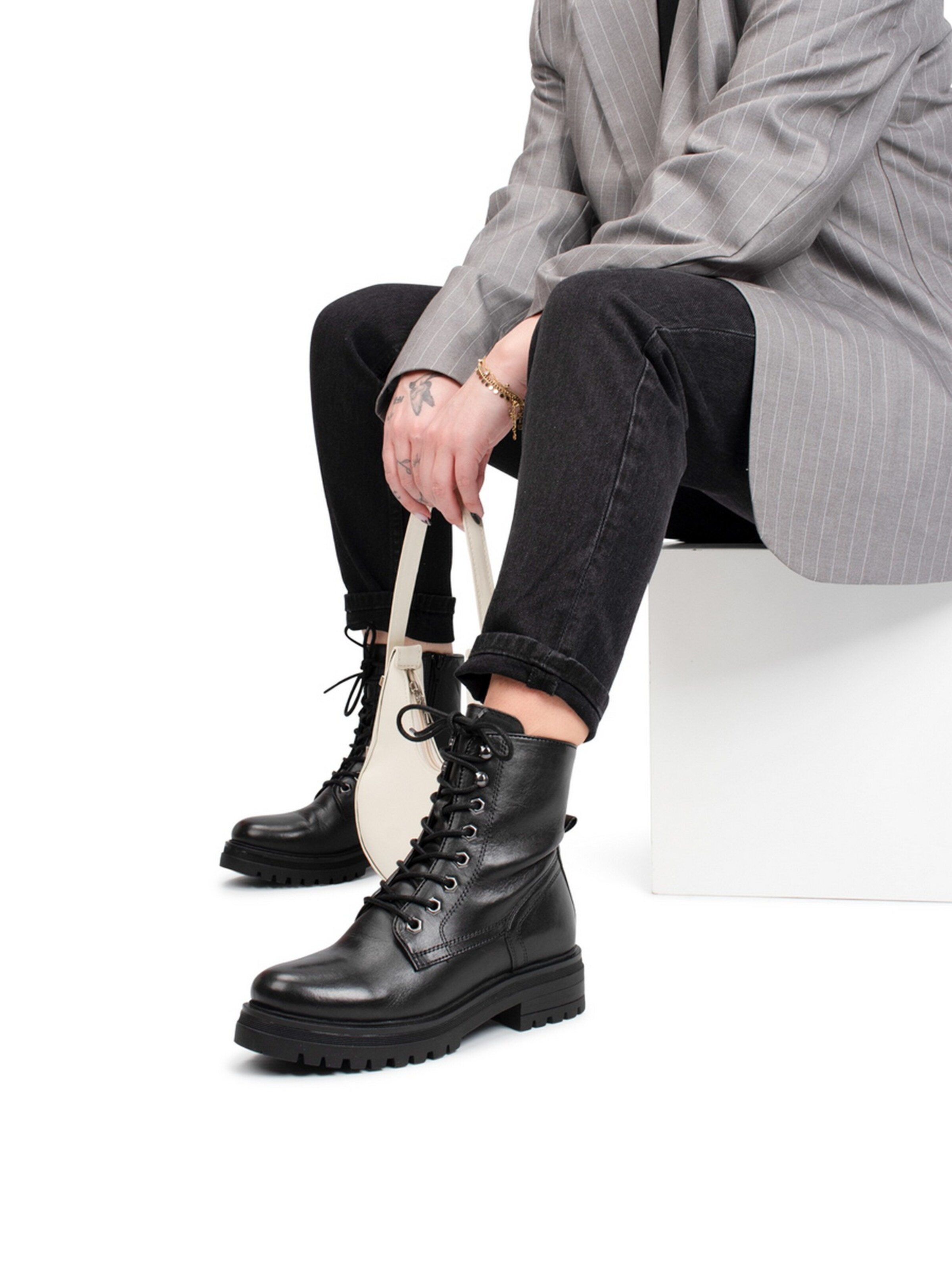 PS Poelman Boots 'Mink' in Schwarz