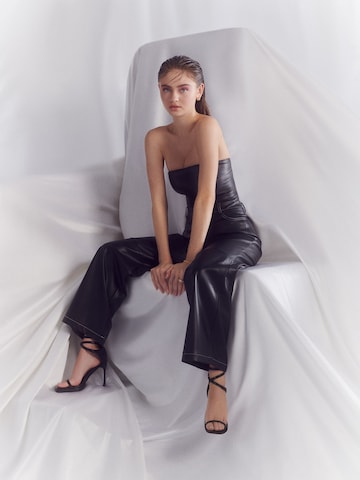 LENI KLUM x ABOUT YOU Wide leg Broek 'Jo' in Zwart