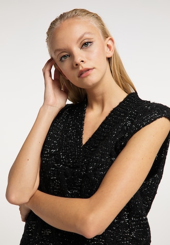 myMo ROCKS Pullunder in Schwarz: Vorderseite