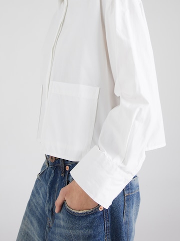 PIECES Блуза 'OPHELIA' в бяло