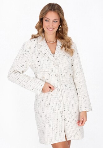 faina Blazer in White: front