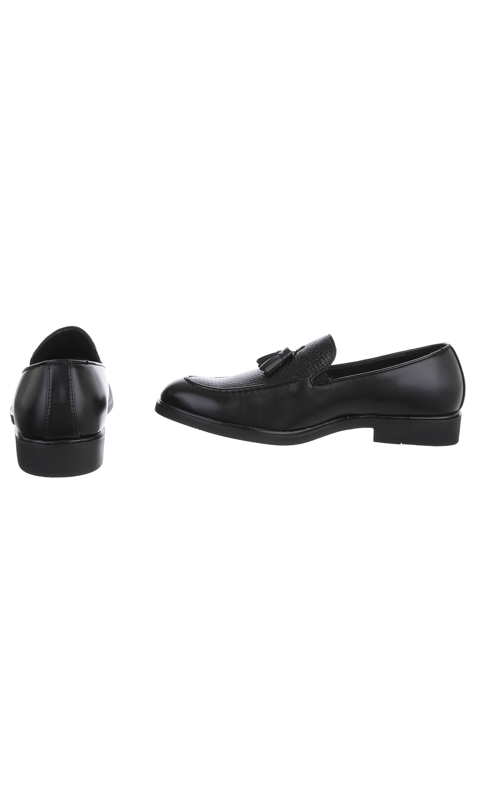 CoolWalk Classic Flats in Black